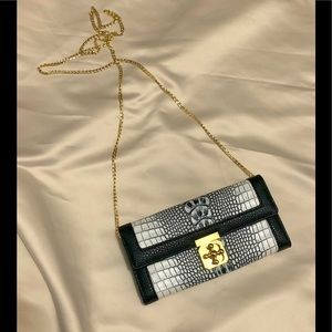 Black & White chain wallet